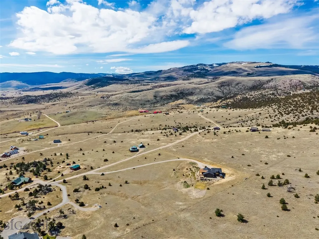 108 Deerfoot Trail Ennis MT 59729