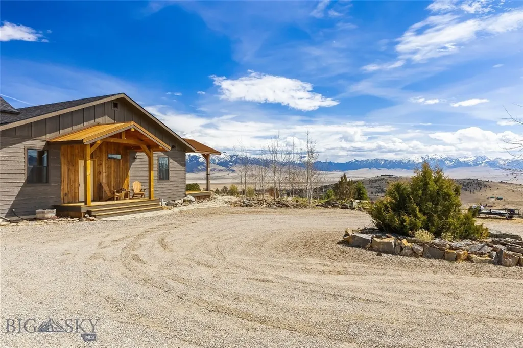 108 Deerfoot Trail Ennis MT 59729
