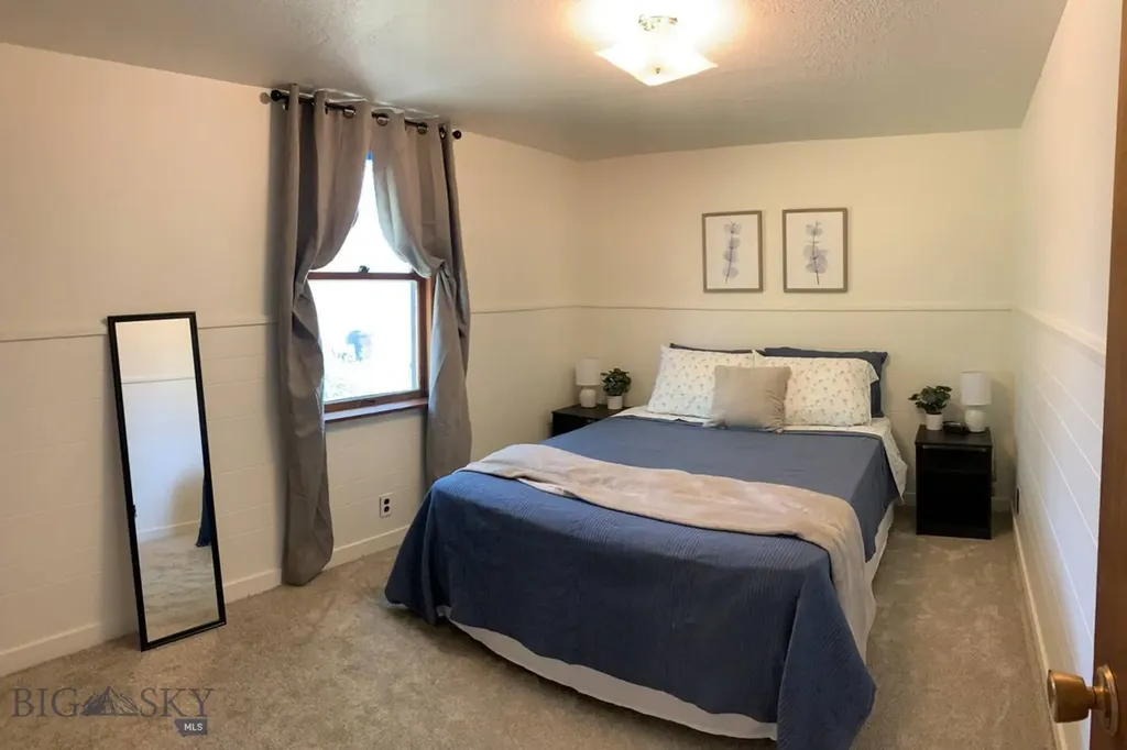 43793 Pinot Noir Loop Dayton MT 59914