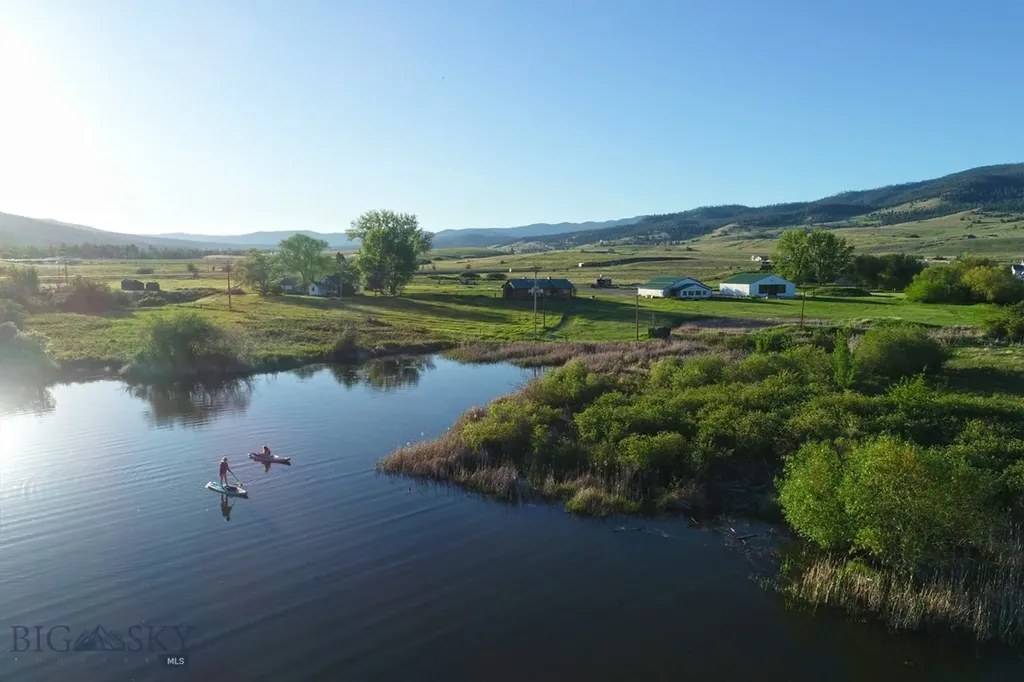 43793 Pinot Noir Loop Dayton MT 59914