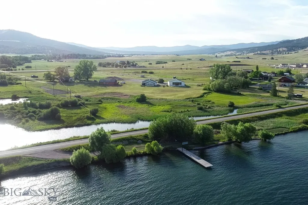 43793 Pinot Noir Loop Dayton MT 59914