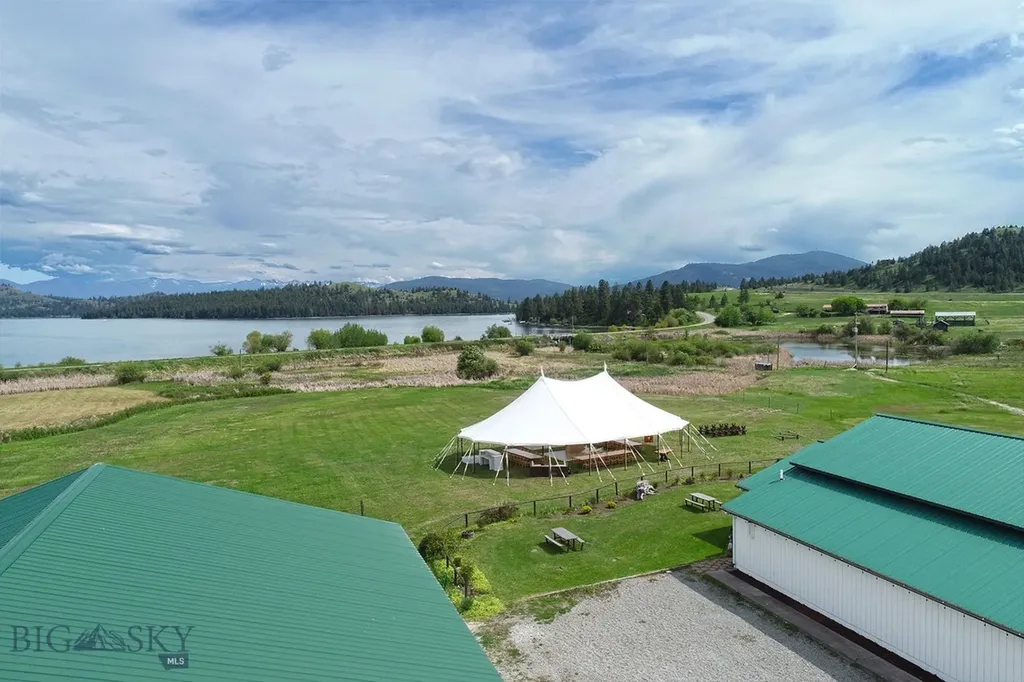 43793 Pinot Noir Loop Dayton MT 59914