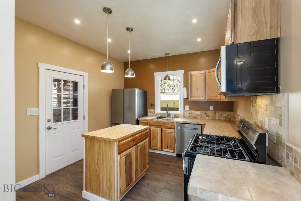 421 N C Street Livingston MT 59047