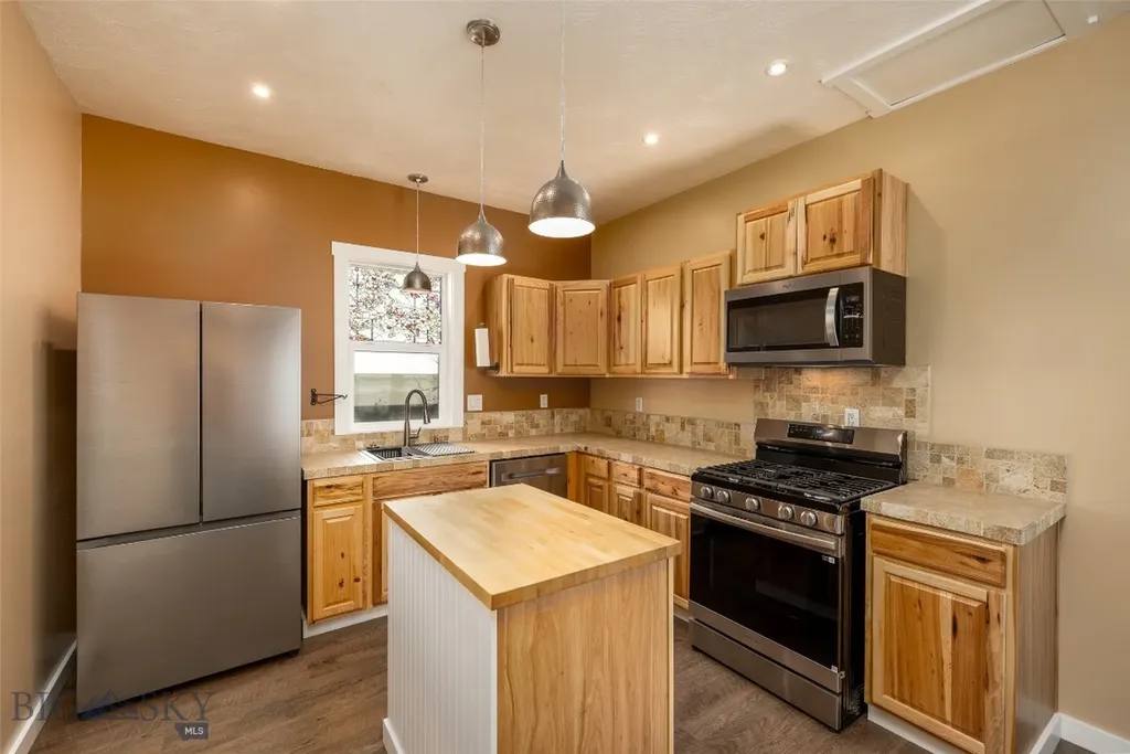421 N C Street Livingston MT 59047