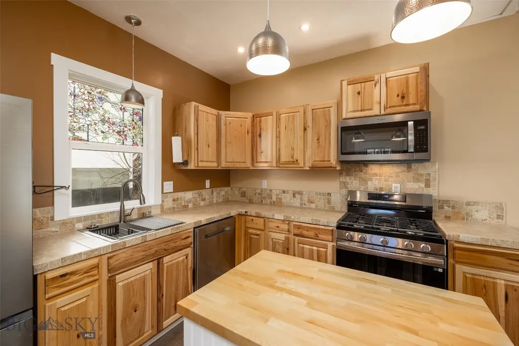 421 N C Street Livingston MT 59047