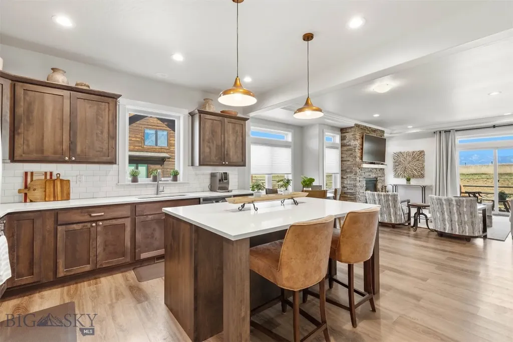 897 White Horse Loop Bozeman MT 59718