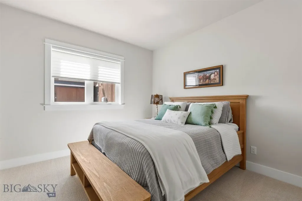 897 White Horse Loop Bozeman MT 59718