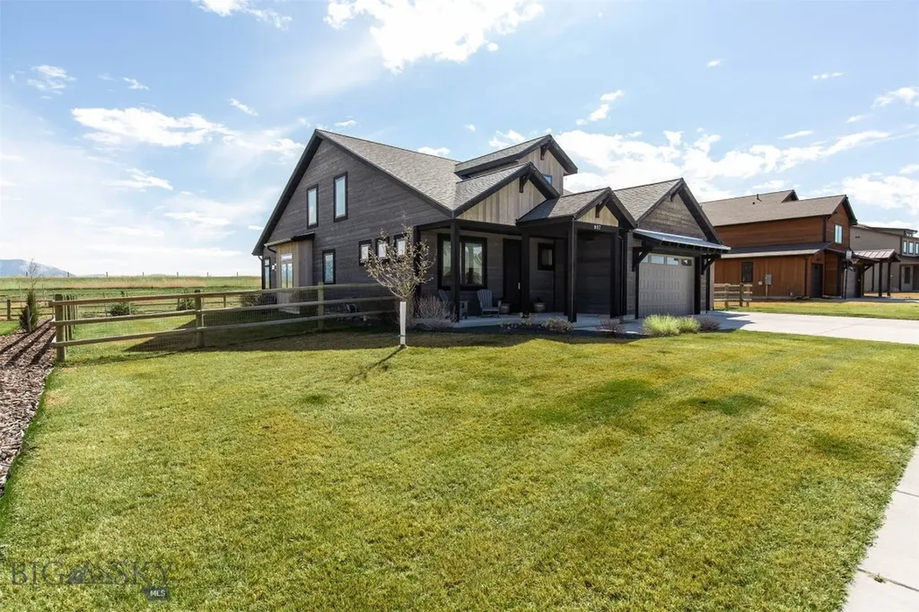 897 White Horse Loop Bozeman MT 59718