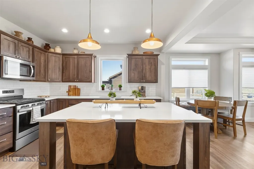 897 White Horse Loop Bozeman MT 59718