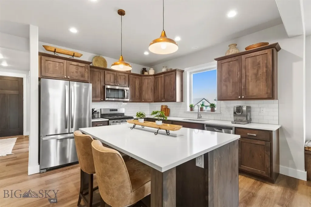 897 White Horse Loop Bozeman MT 59718