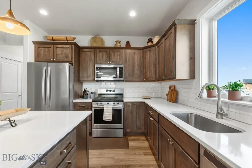 897 White Horse Loop Bozeman MT 59718