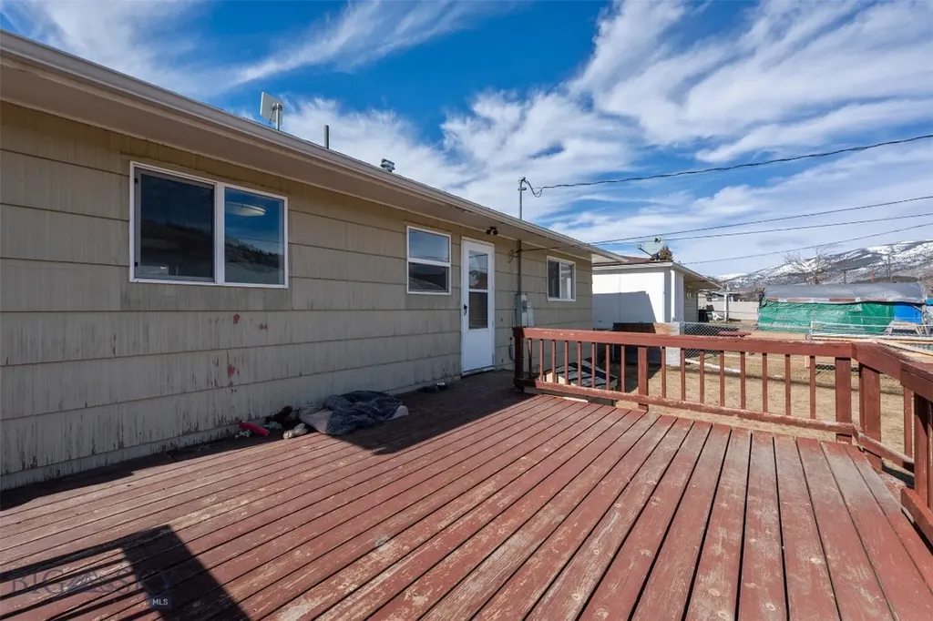 2004 W Park Avenue Anaconda MT 59711