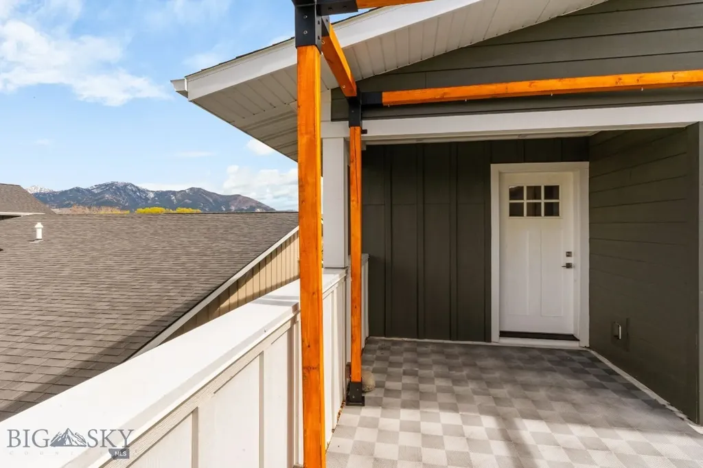 1041 N 12th Avenue Bozeman MT 59715