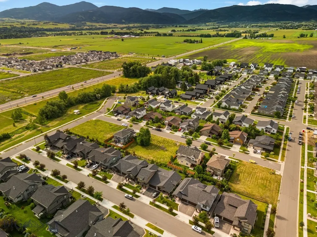2063 Jacobs Street Bozeman MT 59718