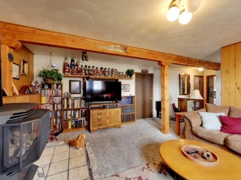 214 Beaverhead Lane Dillon MT 59725