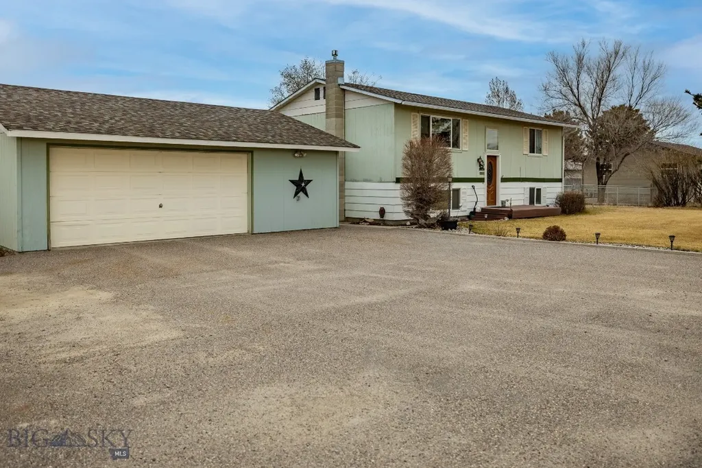 214 Beaverhead Lane Dillon MT 59725