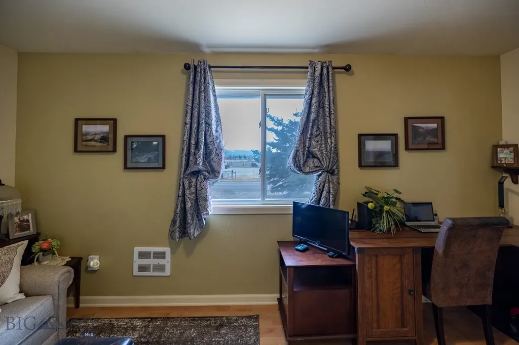 214 Beaverhead Lane Dillon MT 59725