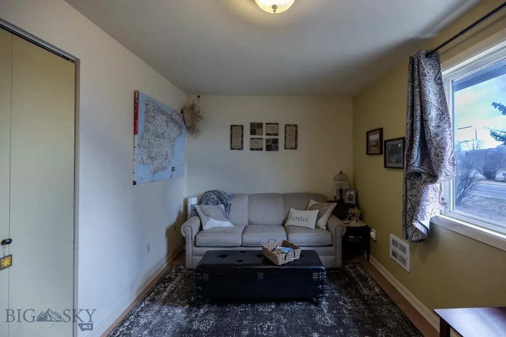 214 Beaverhead Lane Dillon MT 59725