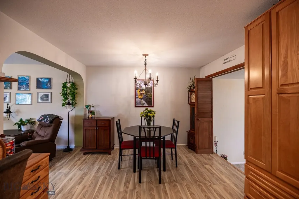 214 Beaverhead Lane Dillon MT 59725