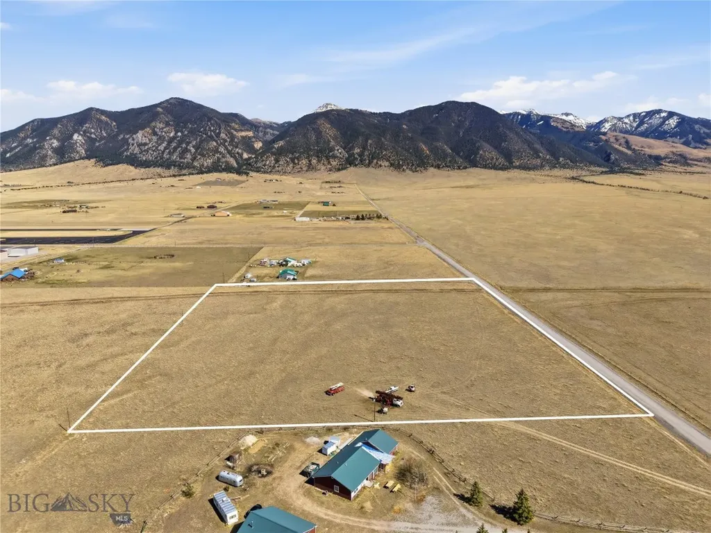 Tbd Airport Lot 7b Ennis MT 59729