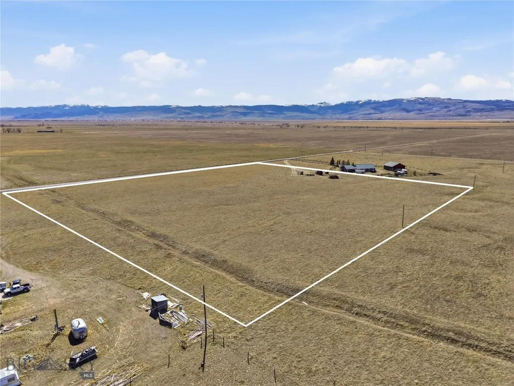 Tbd Airport Lot 7b Ennis MT 59729