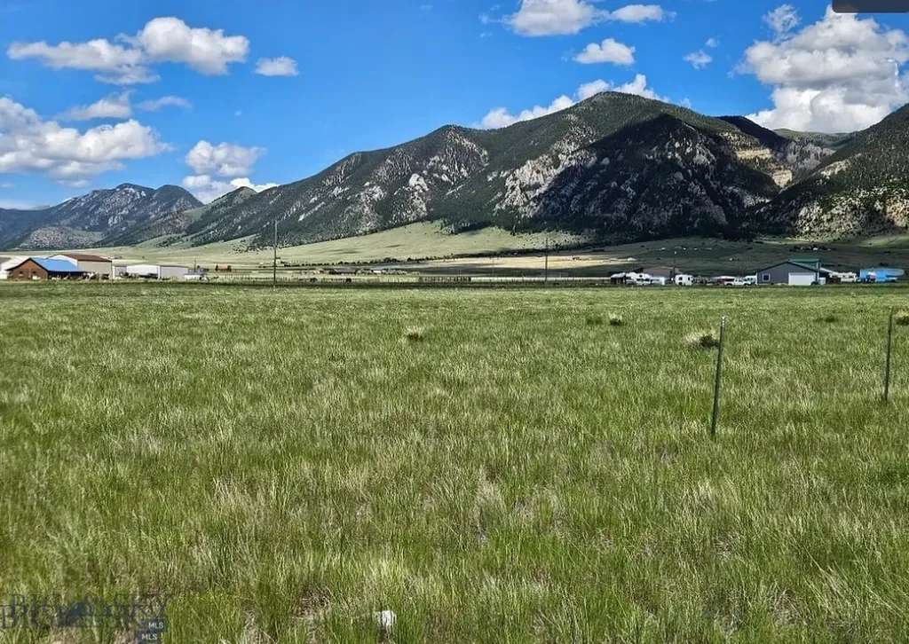 Tbd Airport Lot 7b Ennis MT 59729
