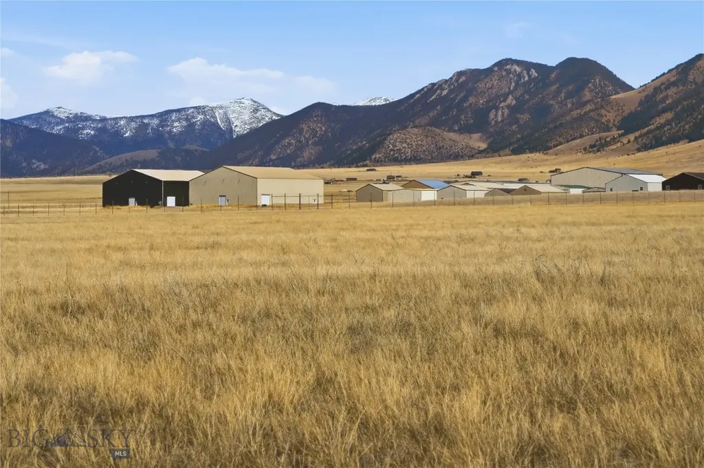 Tbd Lockheed Lot 8a Ennis MT 59729