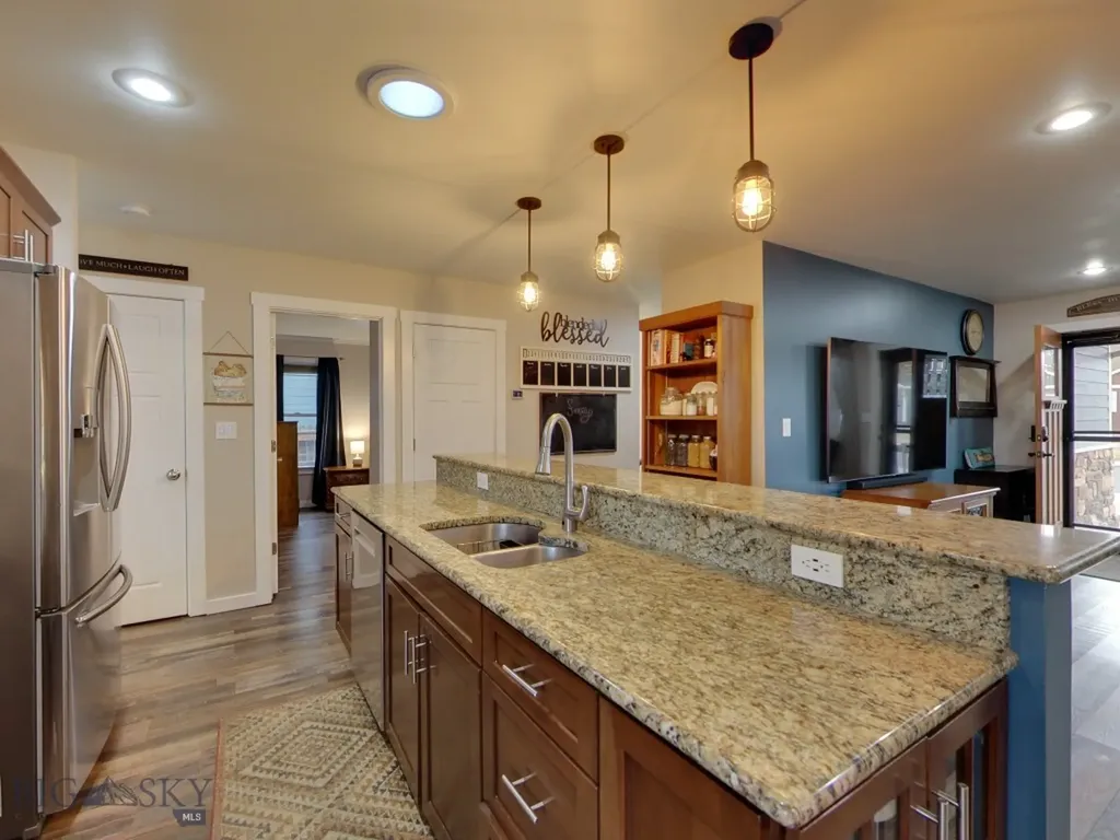 712 Quasar Lane Livingston MT 59047