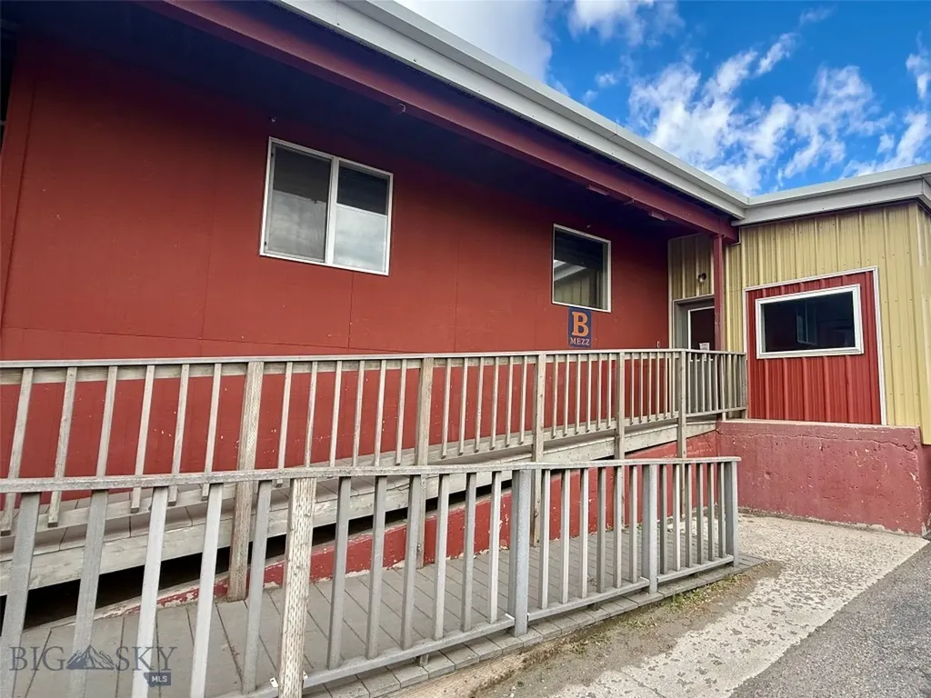 20900 Frontage Road Belgrade MT 59714