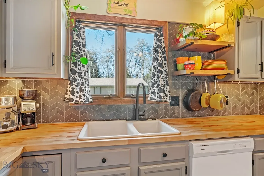 2020 S Rouse Avenue Bozeman MT 59715