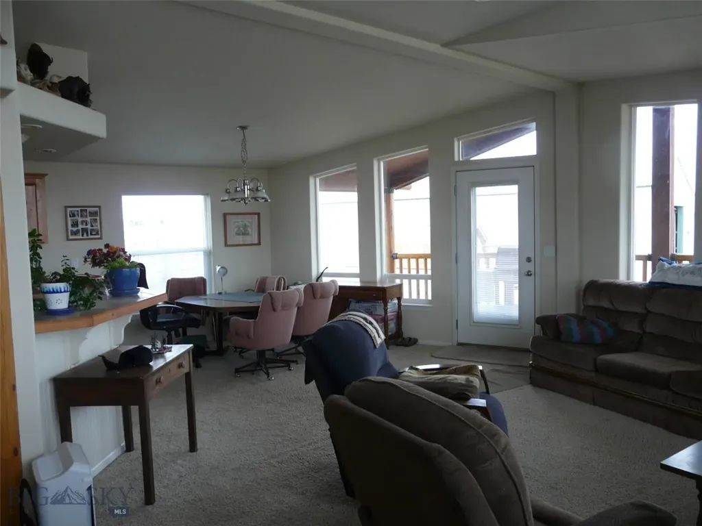 7543 Fowler Lane Bozeman MT 59718