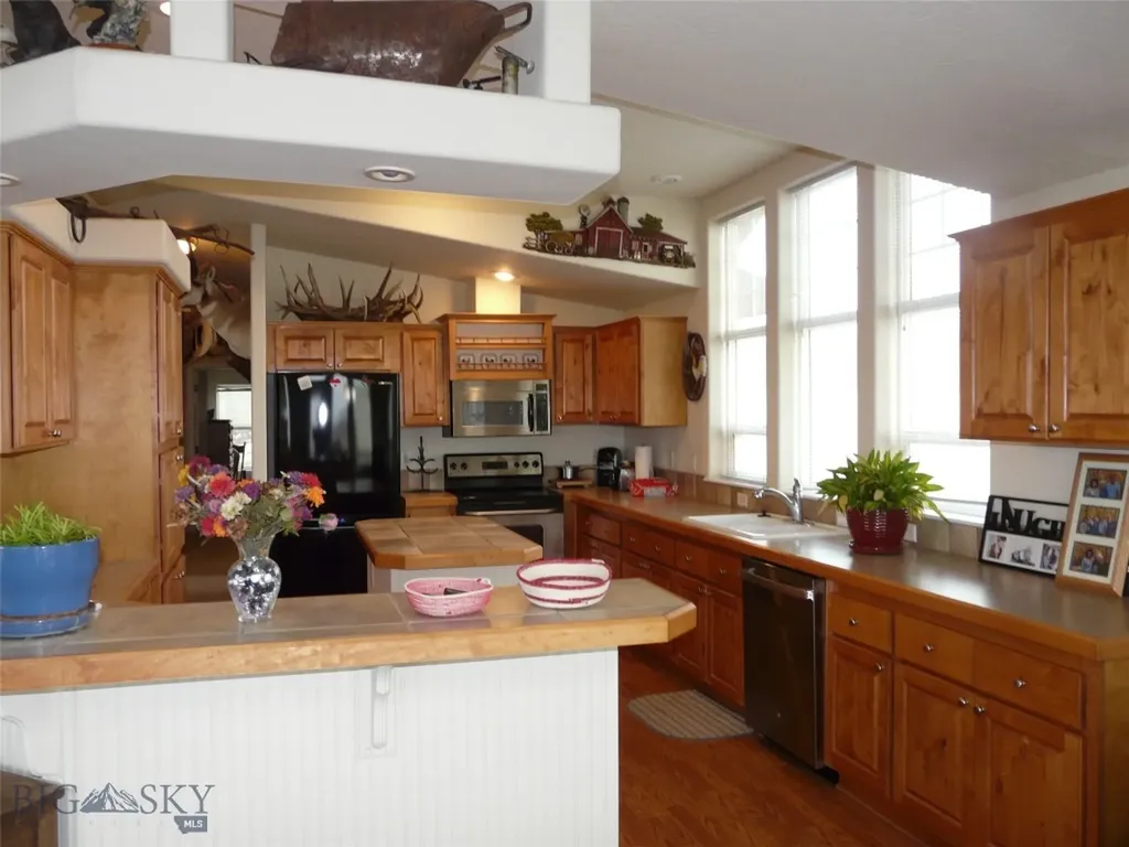 7543 Fowler Lane Bozeman MT 59718