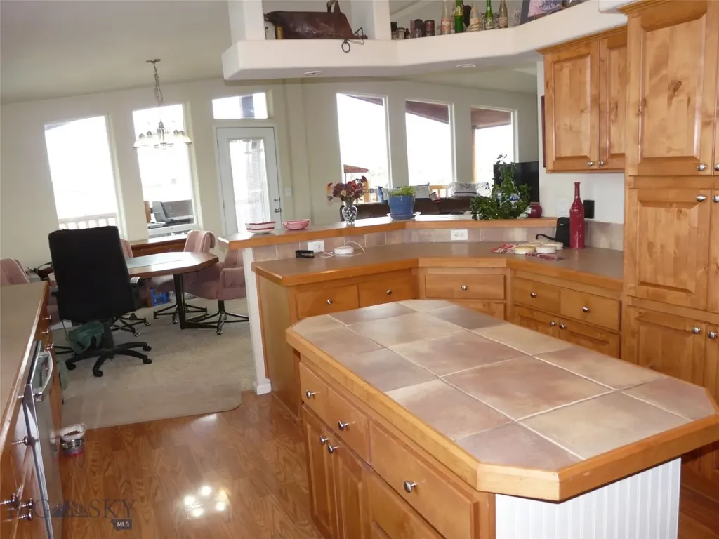 7543 Fowler Lane Bozeman MT 59718