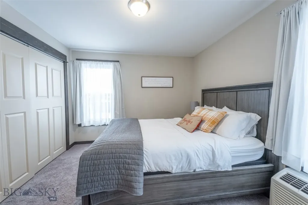 303 S 19th Avenue Bozeman MT 59718