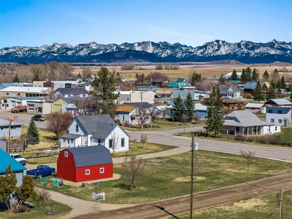 203 1st Avenue Clyde Park MT 59018