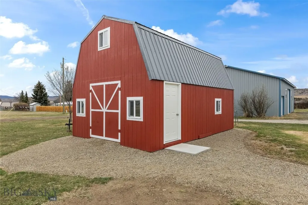 203 1st Avenue Clyde Park MT 59018