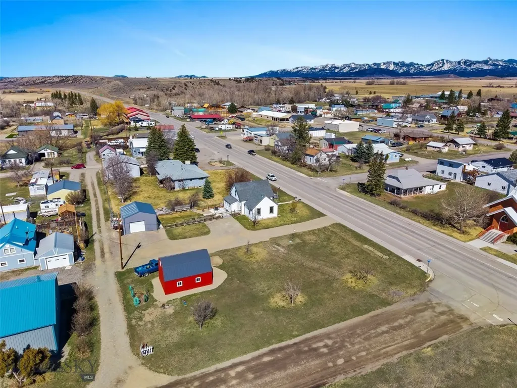 203 1st Avenue Clyde Park MT 59018
