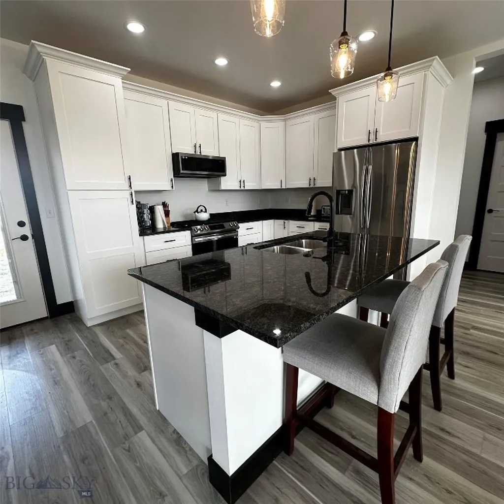 30 Blue Stem Way Three Forks MT 59752
