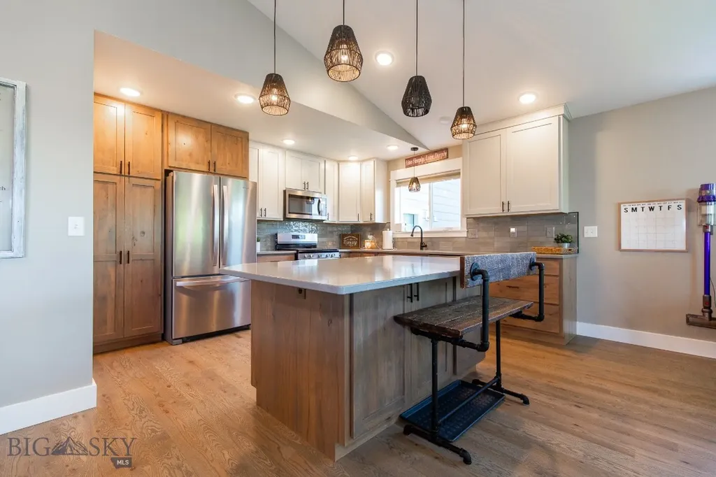 358 Pioneer Crossing Boulevard Manhattan MT 59741