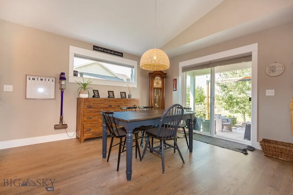 358 Pioneer Crossing Boulevard Manhattan MT 59741
