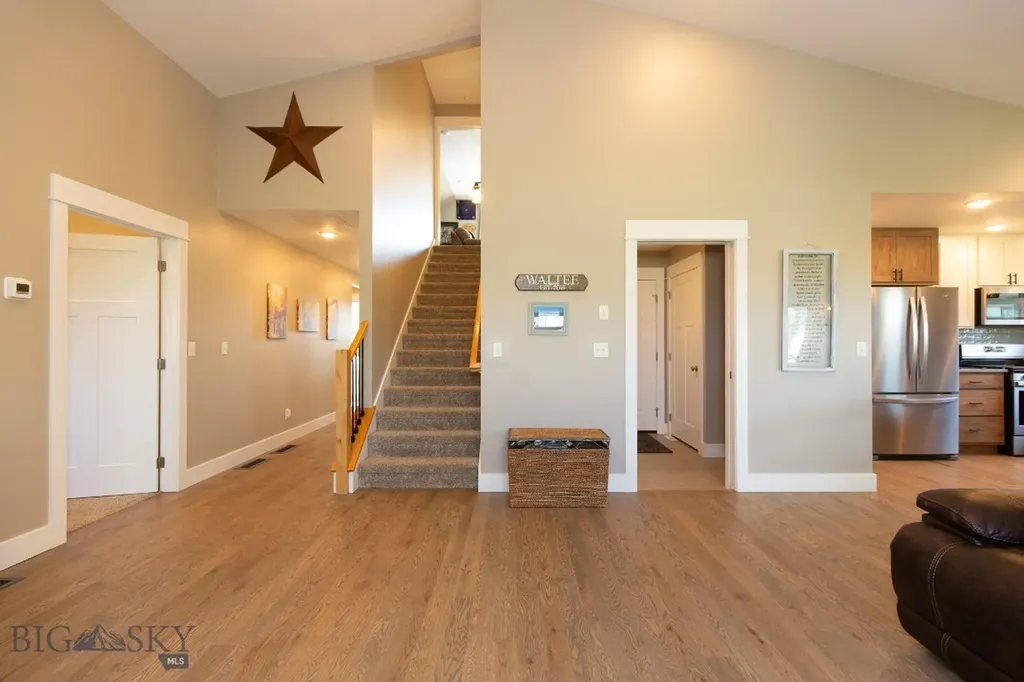 358 Pioneer Crossing Boulevard Manhattan MT 59741