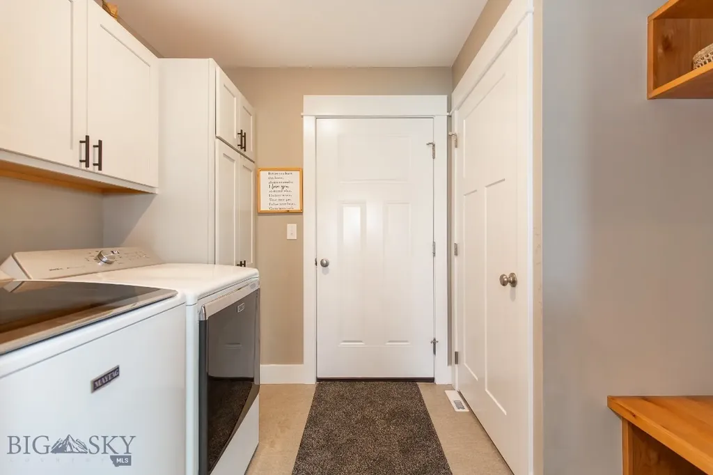 358 Pioneer Crossing Boulevard Manhattan MT 59741