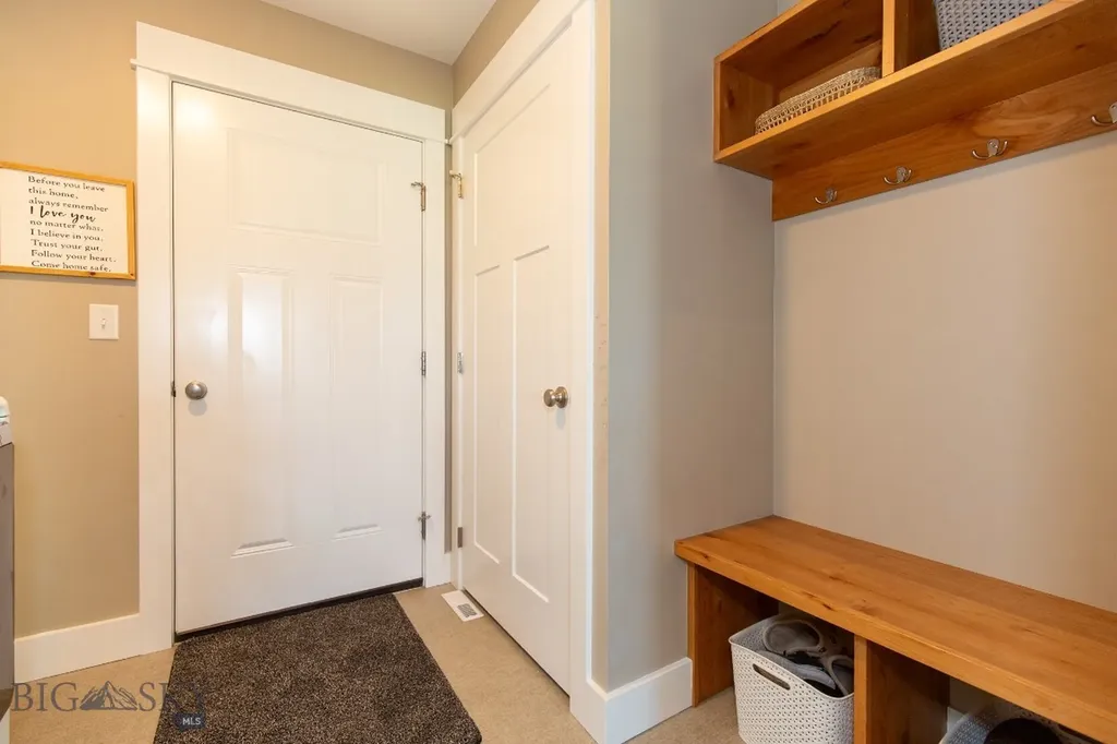 358 Pioneer Crossing Boulevard Manhattan MT 59741