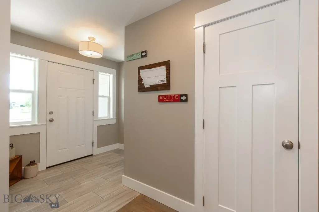 358 Pioneer Crossing Boulevard Manhattan MT 59741