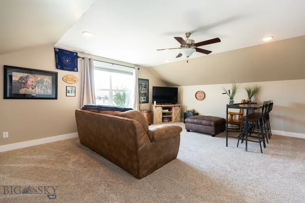 358 Pioneer Crossing Boulevard Manhattan MT 59741