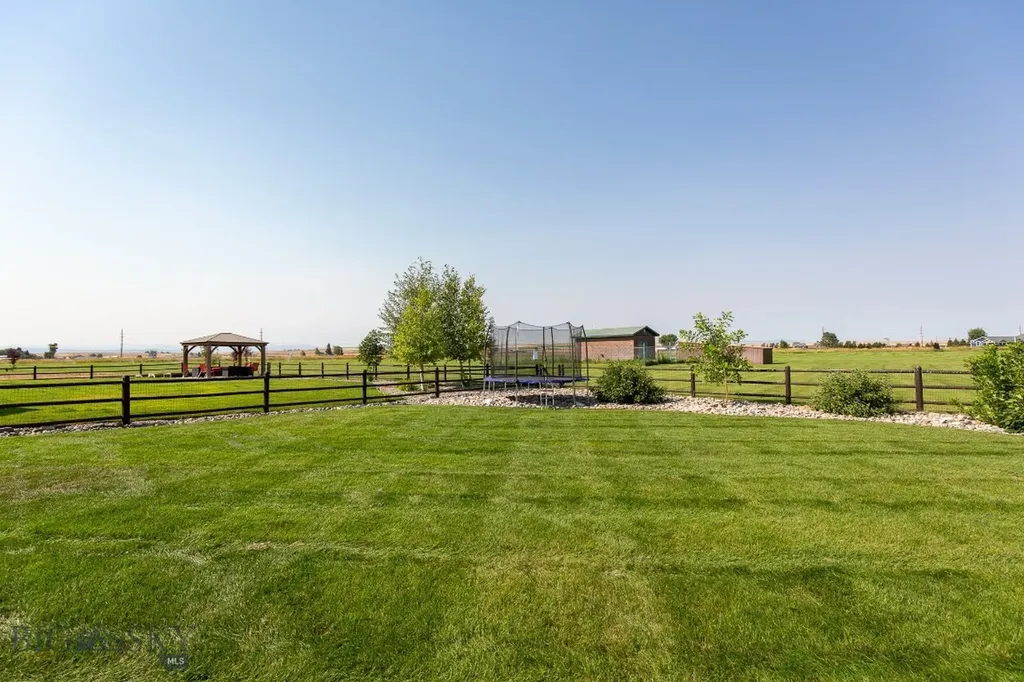 358 Pioneer Crossing Boulevard Manhattan MT 59741