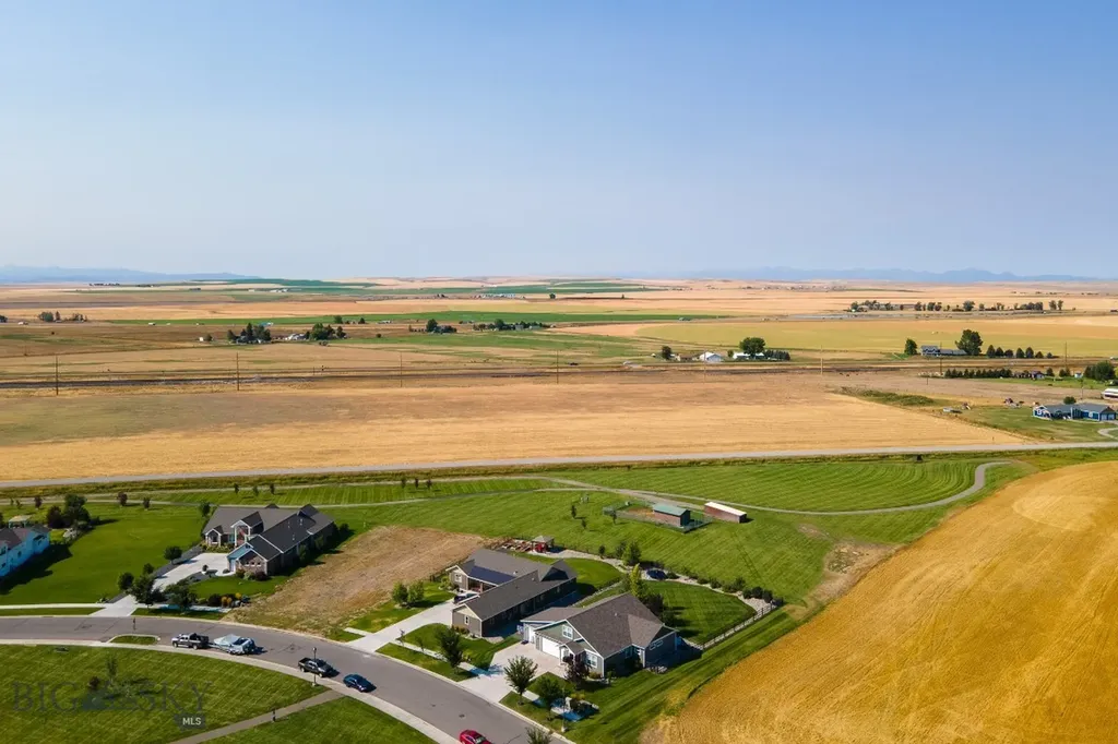 358 Pioneer Crossing Boulevard Manhattan MT 59741