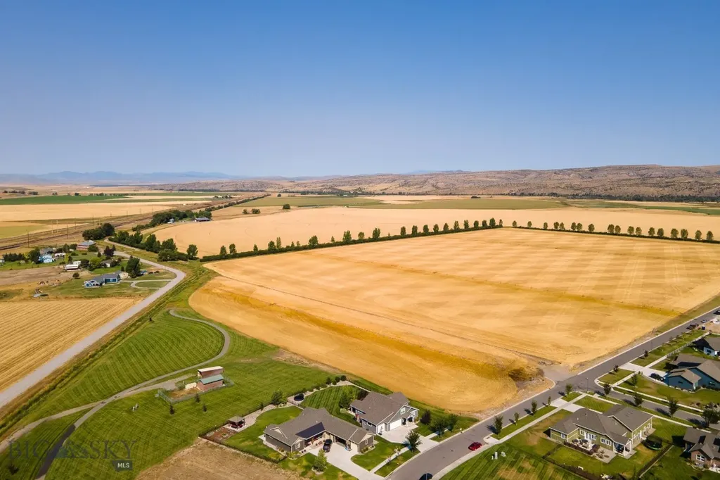 358 Pioneer Crossing Boulevard Manhattan MT 59741