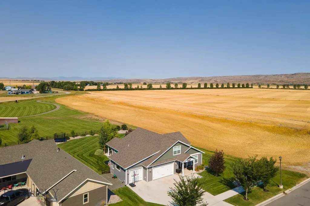 358 Pioneer Crossing Boulevard Manhattan MT 59741