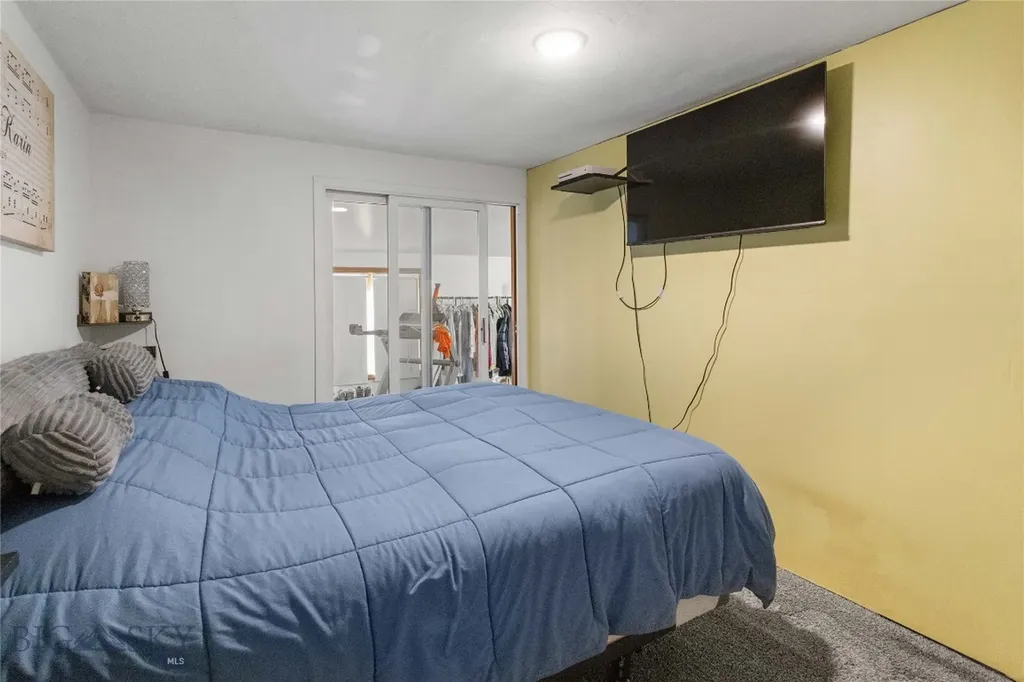 2530 Kossuth Butte MT 59701